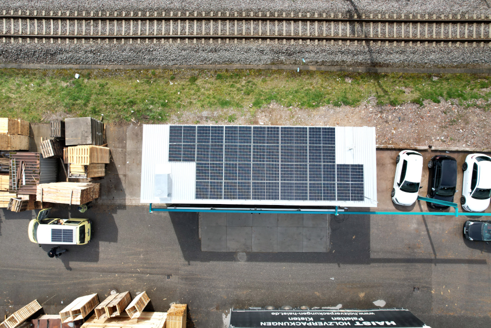 Photovoltaikanlage auf Trockenkammer